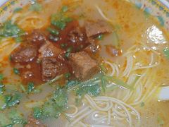 -金杨拉面王小吃面馆·牛三宝面·红烧牛肉粉