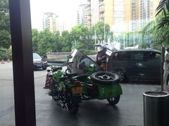 iphone_upload_pic-苏州金鸡湖中茵皇冠假日酒店