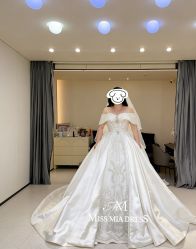 -MISS MIA 婚纱品牌馆