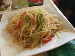 -维吾尔餐厅(宜山路店)