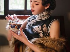 -金夫人化妆摄影职业培训学校