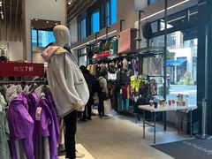 -lululemon(比斯特购物村店)