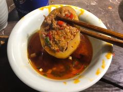 藕遇小鲜肉-红九格老火锅(三峡广场店)