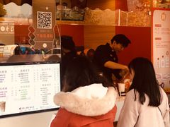 -CoCo都可(光谷天地店)