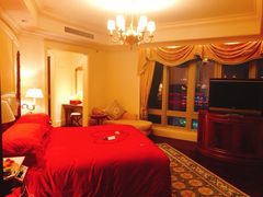 -广州富力丽思卡尔顿酒店