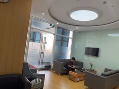 -雅悦齿科(顾村公园店)