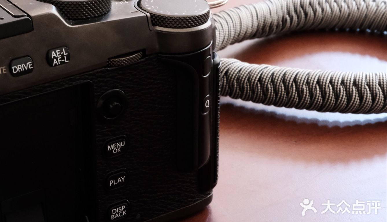 MoonLight Cafè月白｜风中一朵白白的云