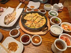 -萨拉伯尔(燕莎友谊商城店)