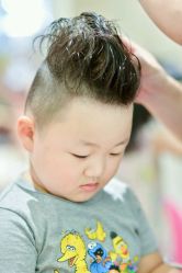 -阿朵拉儿童发型设计