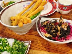 -毛辣果·贵州红酸汤牛肉火锅(西单店)