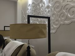 -新盈光·云会所(百丈东路店)