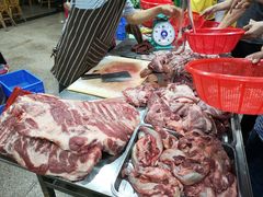 -标记美食新鲜猪杂(兴南大道店)