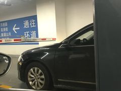 -苏州中心-停车场