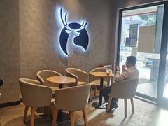 -瑞幸咖啡(长兴智汇商务中心店)