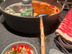 -三出山火锅(南京万象天地店)