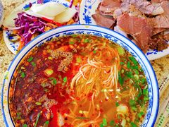 -吾穆勒蓬灰牛肉面·清真(北滨河中路店)