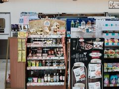 -全家便利店(南峰中心店)