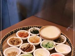 -包整·丝娃娃(一览甲秀楼风景店)