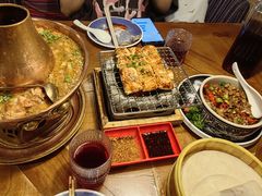 -雀舞云南菜(天津天河城购物中心店)