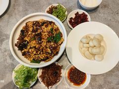 -高玛纳驴肉火烧(河间总店)