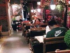 大堂-沪小胖小龙虾(淮海中路旗舰店)