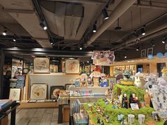 -猫的天空之城概念书店(苏州诚品店)