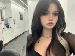 -东方美妍小鹏造型