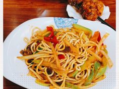 -卡迷尔牛肉面(佳木斯路店)