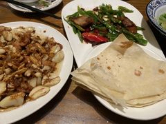 -泉畔人家·老济南经典鲁菜(大明湖店)
