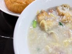 荔湾艇仔粥-伍湛记 · 广州老字号(龙津中路店)