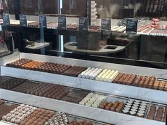 -Laderach 莱德拉(上海环贸iapm店)