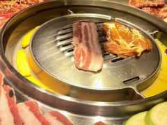 -哈哈碳都·牛肋条无限自助烤肉(台江万达店)