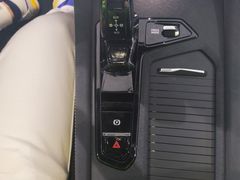 -领克中心(大连万利行)