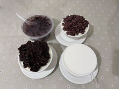 黑糯米双皮奶-老周记顺德双皮奶