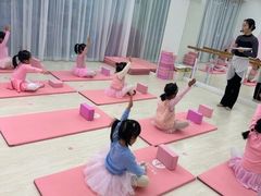 -韵姿少儿舞蹈(北外滩校区)