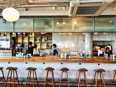 -ROAST coffee & eatery