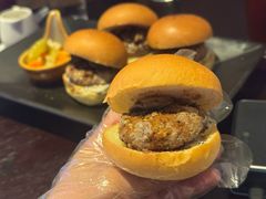 黑松露风味蘑菇牛肉迷你汉堡-blue frog蓝蛙(长泰广场店)