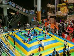 -蒙特利亲子乐园