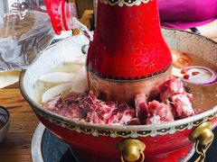 -毛辣果·贵州红酸汤牛肉火锅(西单店)