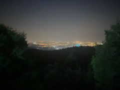 -鬼笑石后山停车场
