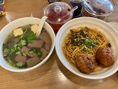 -佬钱湾仔(衣裳街店)