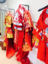点击看大图 -觅白婚纱礼服馆