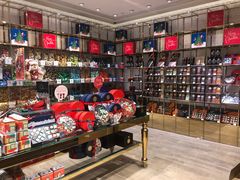 -VENCHI 闻绮(北京国贸商城店)