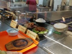 -同济大学本部学苑饮食广场