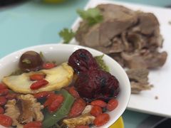 -伊源鼎盛餐饮服务有限公司
