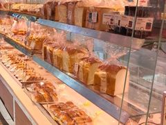 -巴黎贝甜(大宁国际商业广场店)