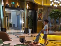 -润园四季椰子鸡火锅(卓越INTOWN店)