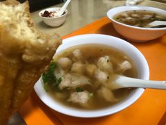 -张阿三馄饨店