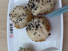 -小杨生煎(金山百联购物中心3楼店)