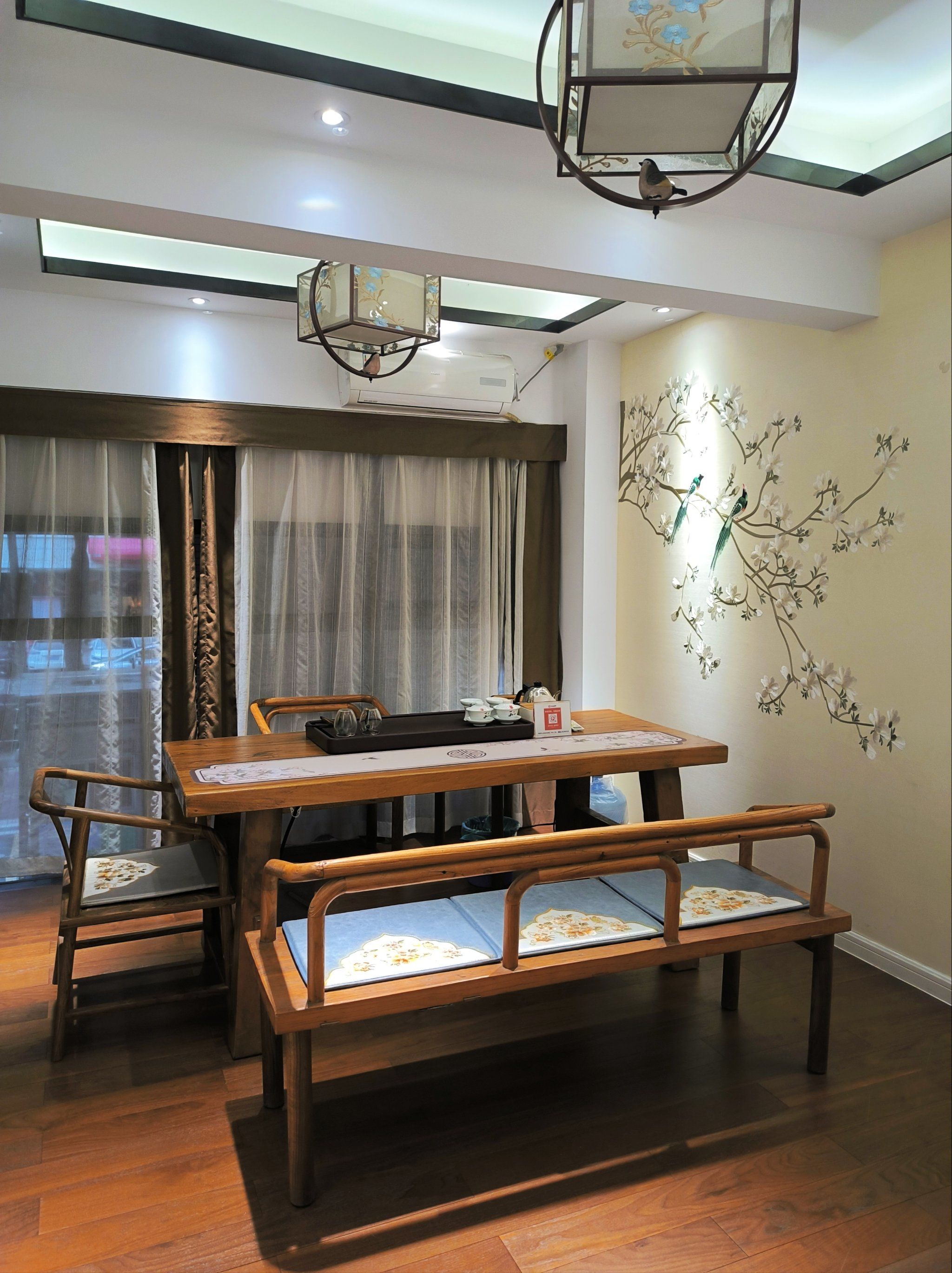 🈶雅致茶房,谈项目事半功倍